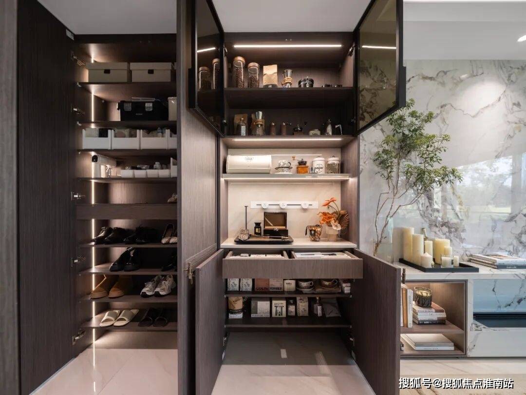 话→楼盘百科→首页网站→中心楼盘百科→首页网站→24小时热线AG真人百家家乐平台望云润玺售楼处电话→望云润玺售楼中心电(图3)